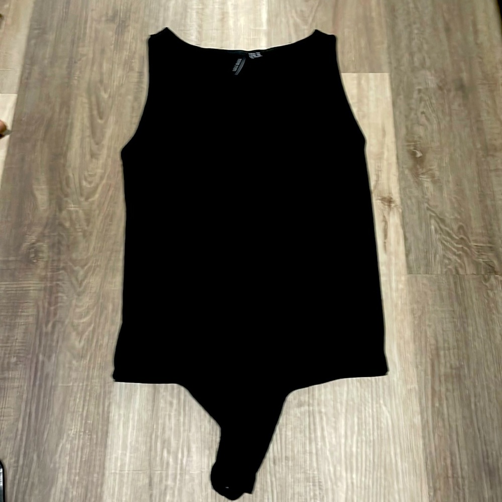 Very Moda Bodysuit - Picture 2 of 3